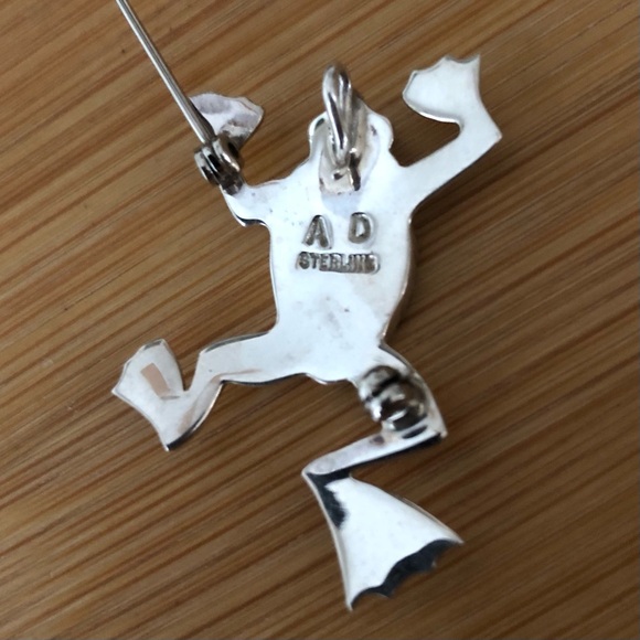 $42  Designer Estate Brooch or Pendant   Sterling Silver  Marked AD STERLING - Picture 4 of 6